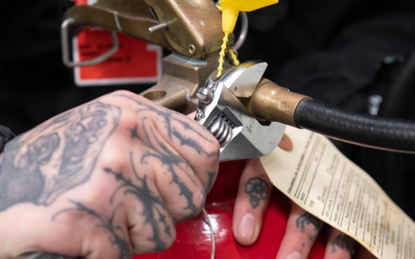 Ronald Reagan Sailors Maintain Firefighting Bottles