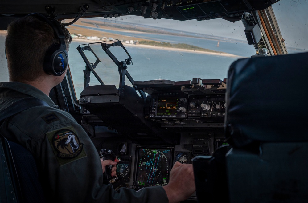 14th Airlift Squadron Runs Low-Level Training