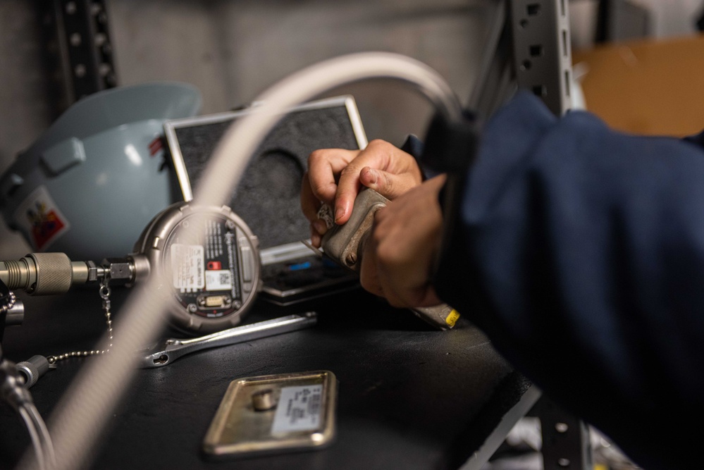 Ronald Reagan Sailors Conduct Maintenance