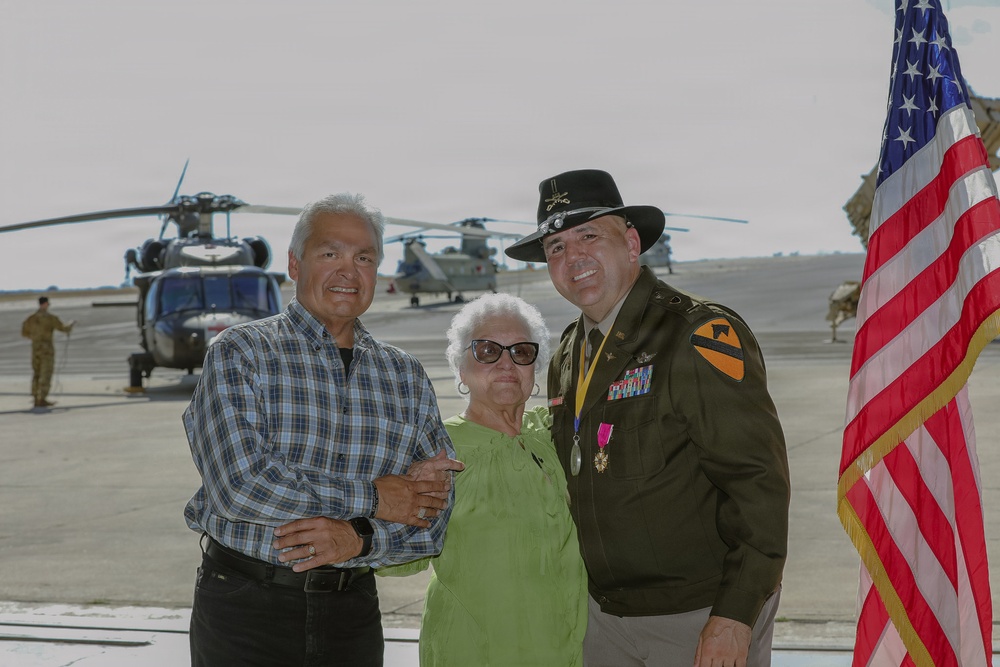 Air Cav conducts Retirement Ceremony