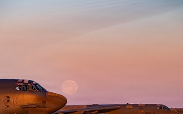 B-52s ready, day and night