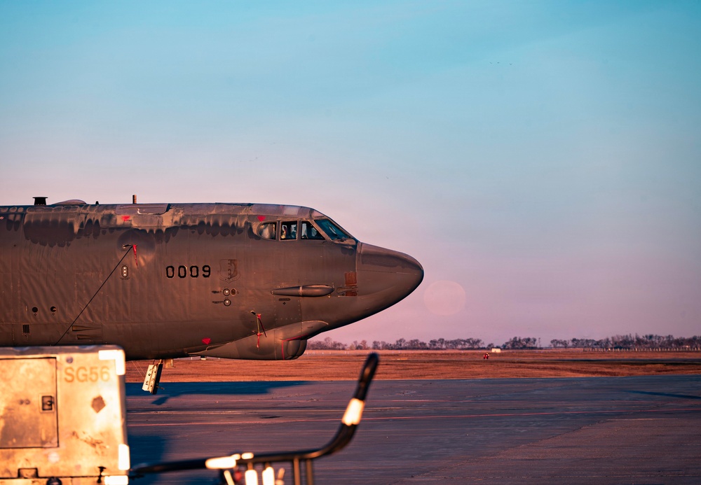 B-52s ready, day and night