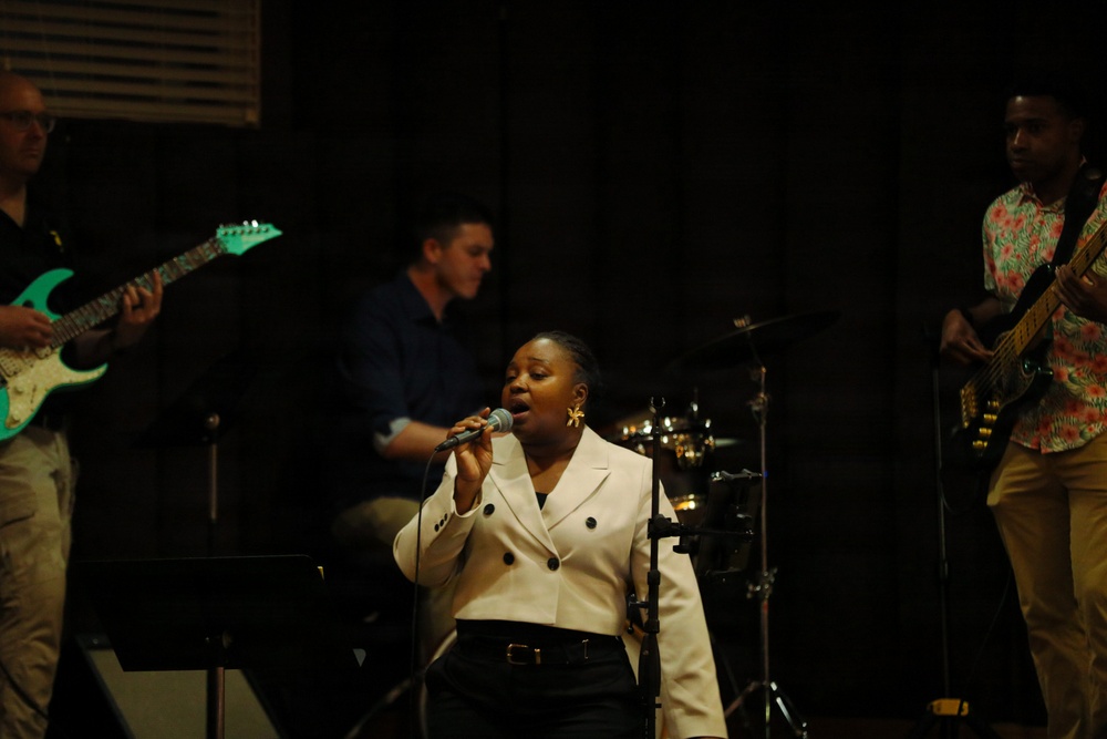 Air Cav hosts Date Night