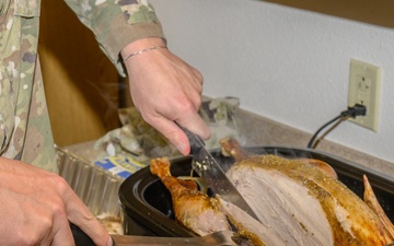 Holloman Air Force Base First Sergeants Serve Thanksgiving Dinner to Families of Deployed Service Members