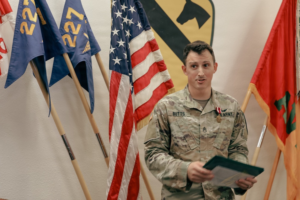 Air Cav conducts Retirement Ceremony