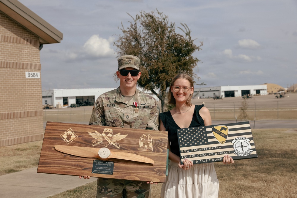 Air Cav conducts Retirement Ceremony