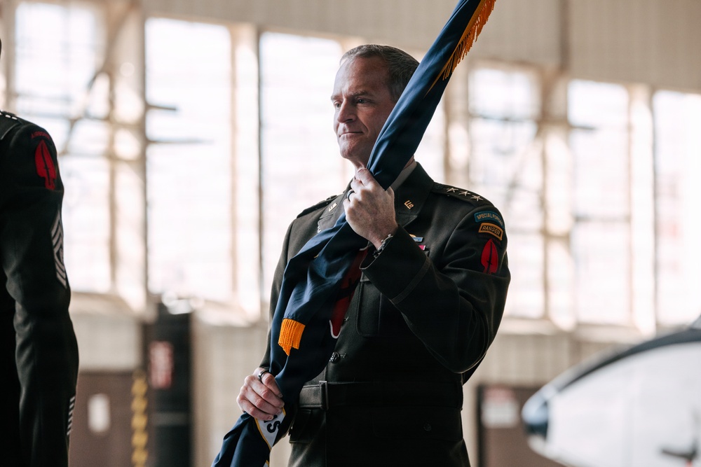 Lt. Gen. Ferguson takes command of USASOC