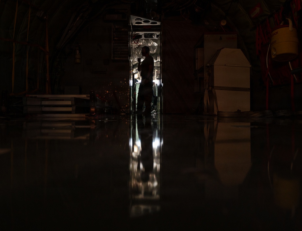 Joint force in motion: Marines and Airmen integrate over the Pacific