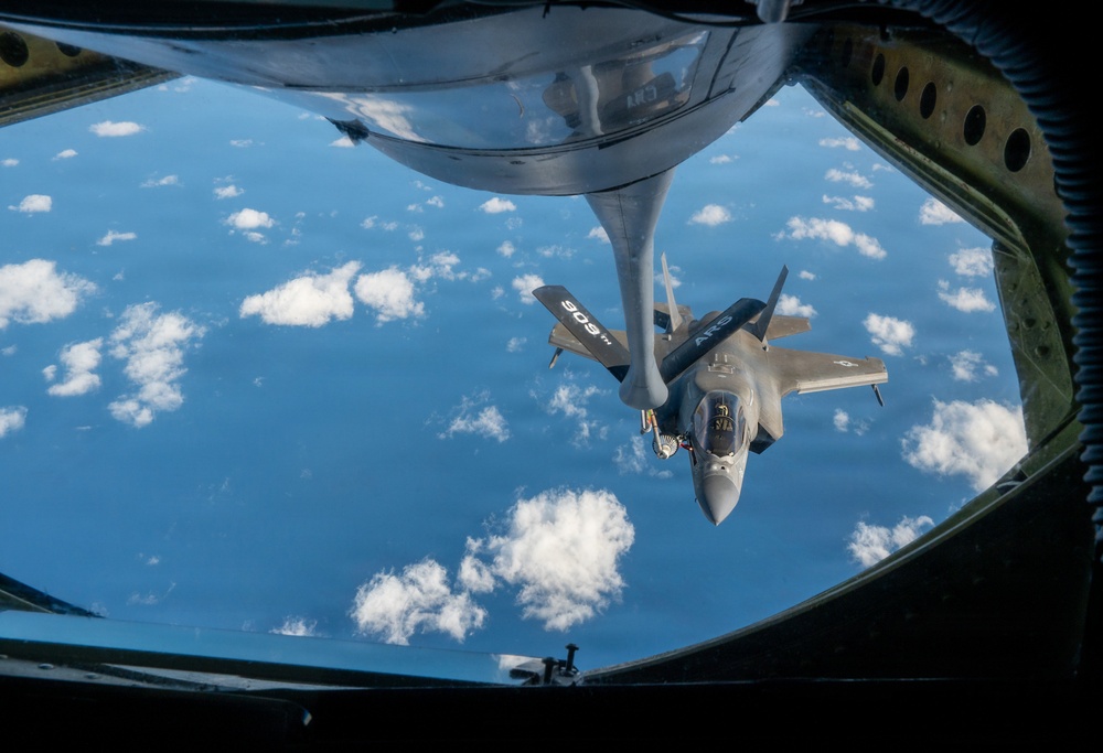 Joint force in motion: Marines and Airmen integrate over the Pacific