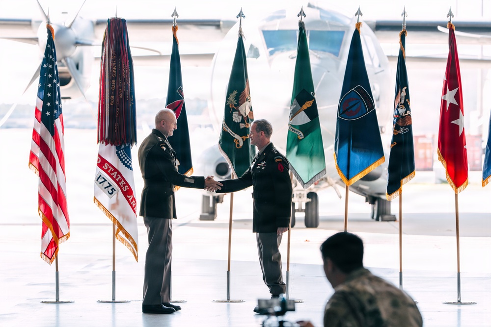 Lt. Gen. Ferguson takes command of USASOC