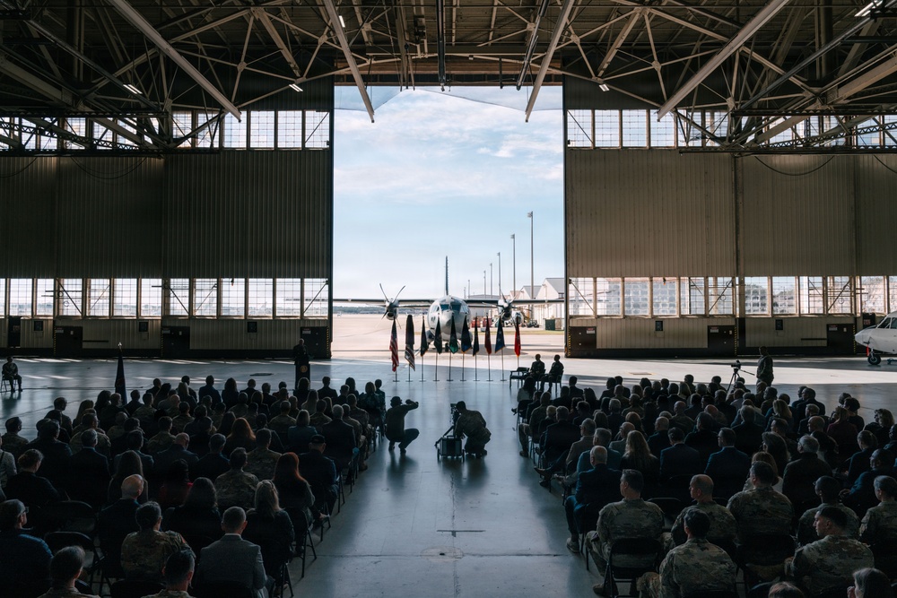 Lt. Gen. Ferguson takes command of USASOC