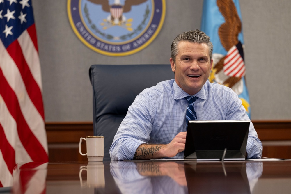 SW Hosts Holiday Morale Calls for Deployed Troops