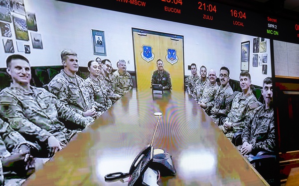 SW Hosts Holiday Morale Calls for Deployed Troops