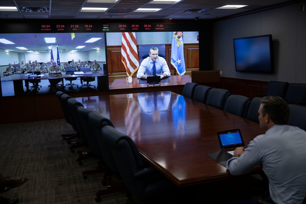 SW Hosts Holiday Morale Calls for Deployed Troops