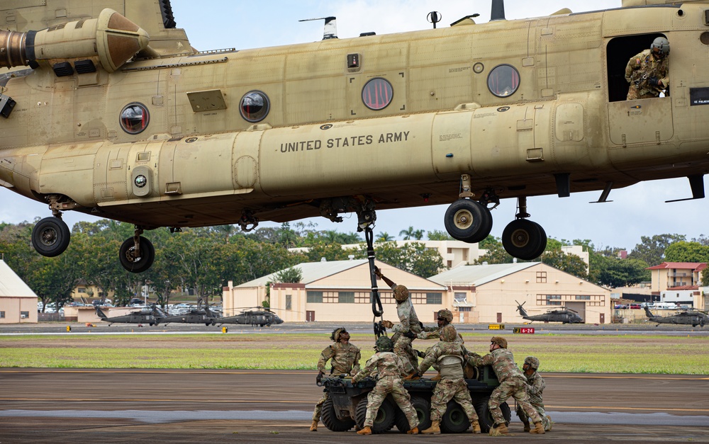 25th DSB Live Sling Load Training