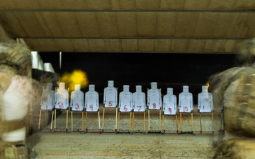 Reconnaissance Marines with the 24th Marine Expeditionary Unit conduct rifle shooting drills