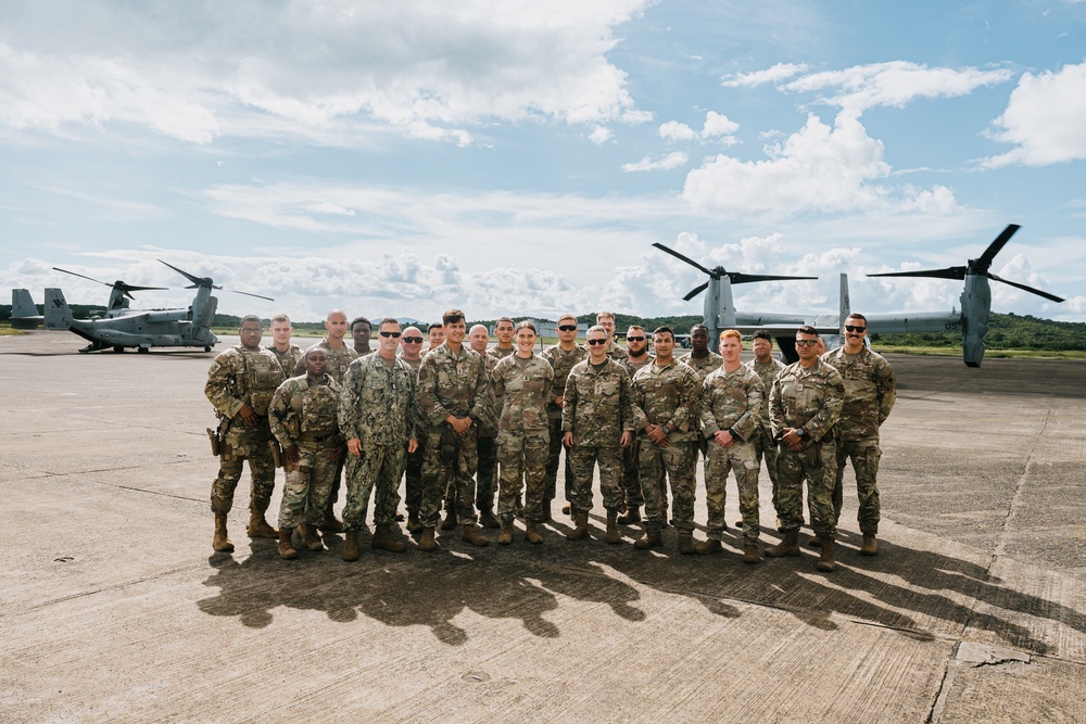 CJCS, SEAC visit troops in Puerto Rico