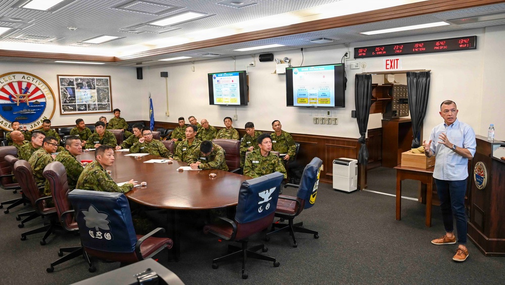 JGSDF Command Sergeants Major Visit CFAS