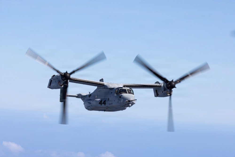 VMM-262 fly to Philippines for Foreign Disaster Relief