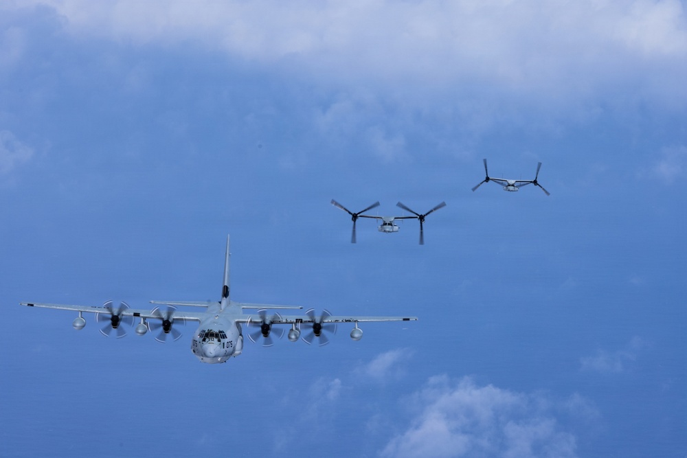 VMM-262 fly to Philippines for Foreign Disaster Relief