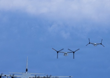 VMM-262 fly to Philippines for Foreign Disaster Relief