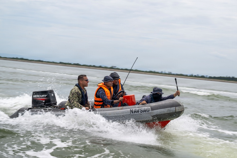 CTF 75.4 trains Royal Brunei Armed Forces during CARAT Brunei 25