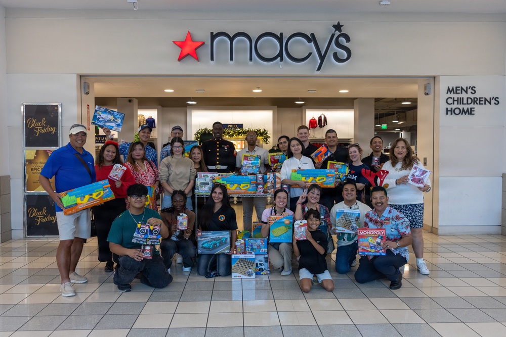 Camp Blaz Marines partner with Guam Chamber of Commerce for Toys for Tots