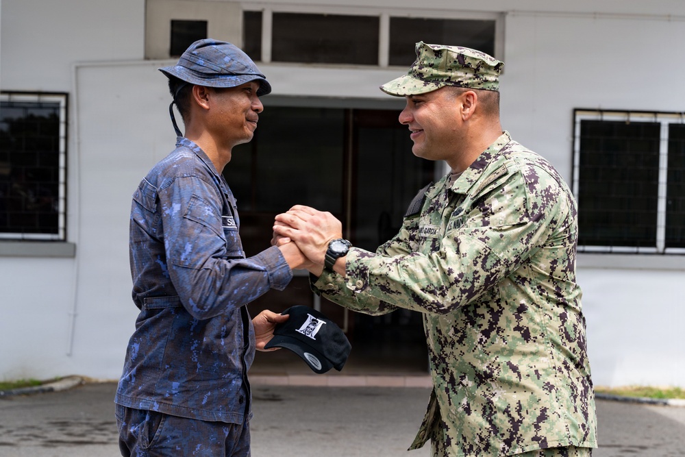 CTF 75.4 trains Royal Brunei Armed Forces during CARAT Brunei 25