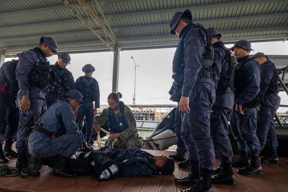 CTF 75.4 trains Royal Brunei Armed Forces during CARAT Brunei 25