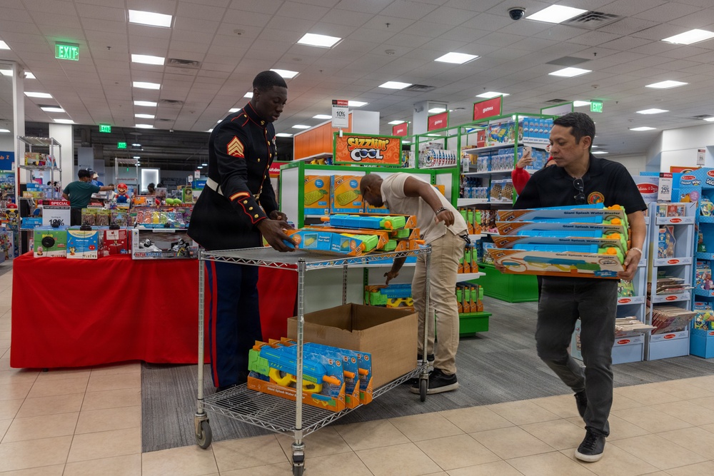 Camp Blaz Marines partner with Guam Chamber of Commerce for Toys for Tots