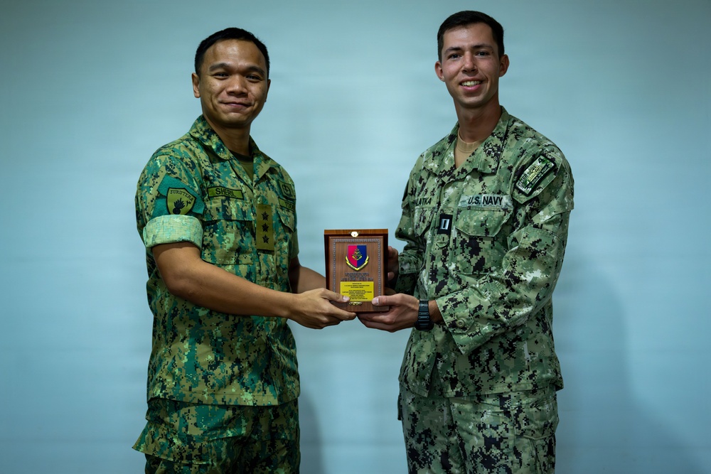 CTF 75.5.1 conducts airfield damage repair training with Royal Brunei Armed Forces