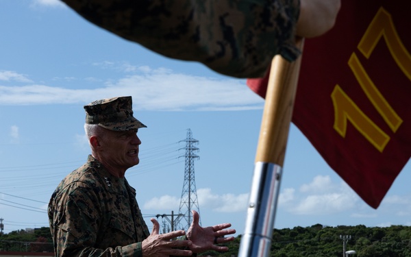 31st MEU | III MEF commanding general visit