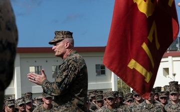 31st MEU | III MEF commanding general visit