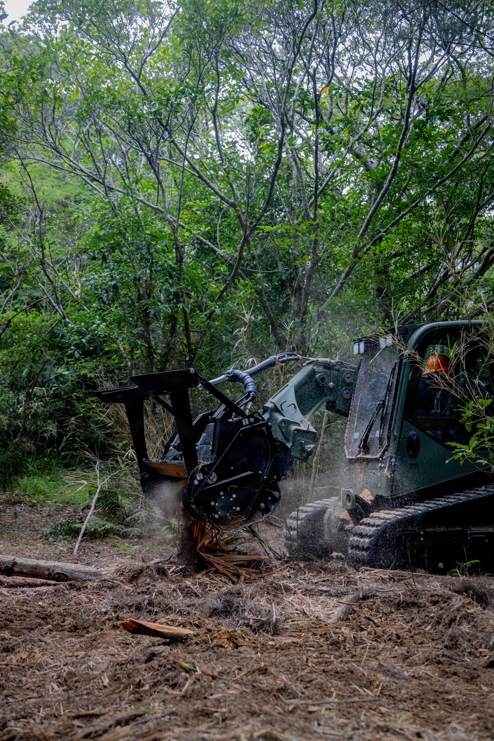 9th Engineer Support Battalion Host Multi-Terrain Loader New Equipment Training