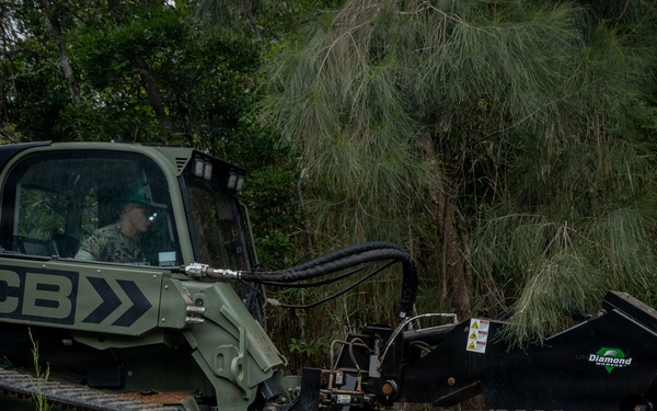 9th Engineer Support Battalion Host Multi-Terrain Loader New Equipment Training