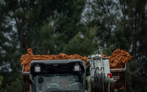 9th Engineer Support Battalion Host Multi-Terrain Loader New Equipment Training