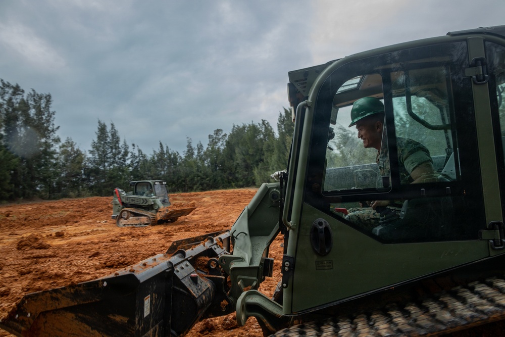 9th Engineer Support Battalion Host Multi-Terrain Loader New Equipment Training