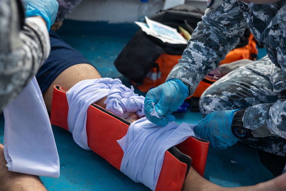 Philippine Coast Guard Nurse Corps TCCC and U.S. Army training