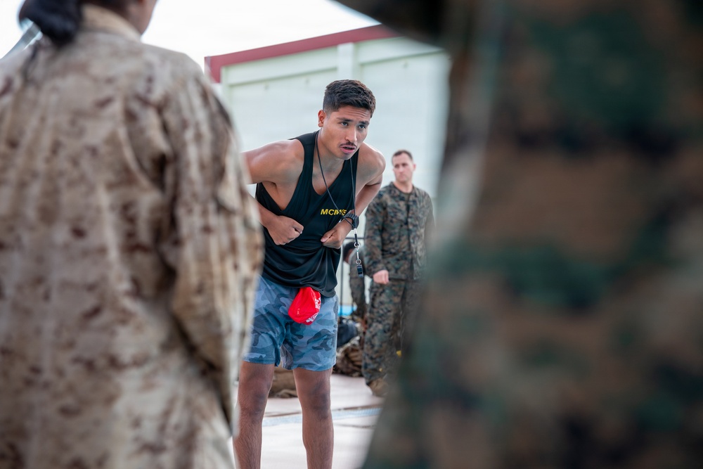 III MEF Marines hold water survival qualification