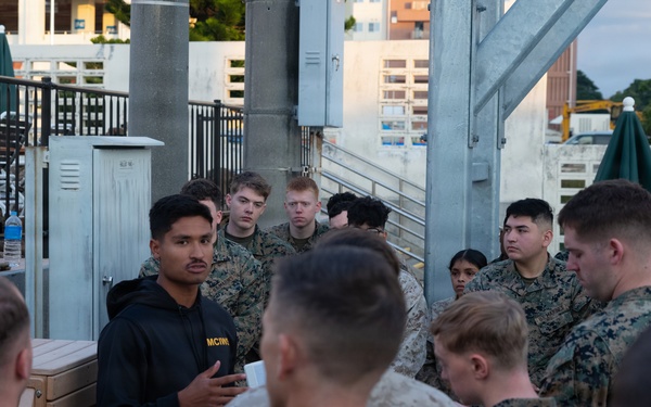 III MEF Marines hold water survival qualification