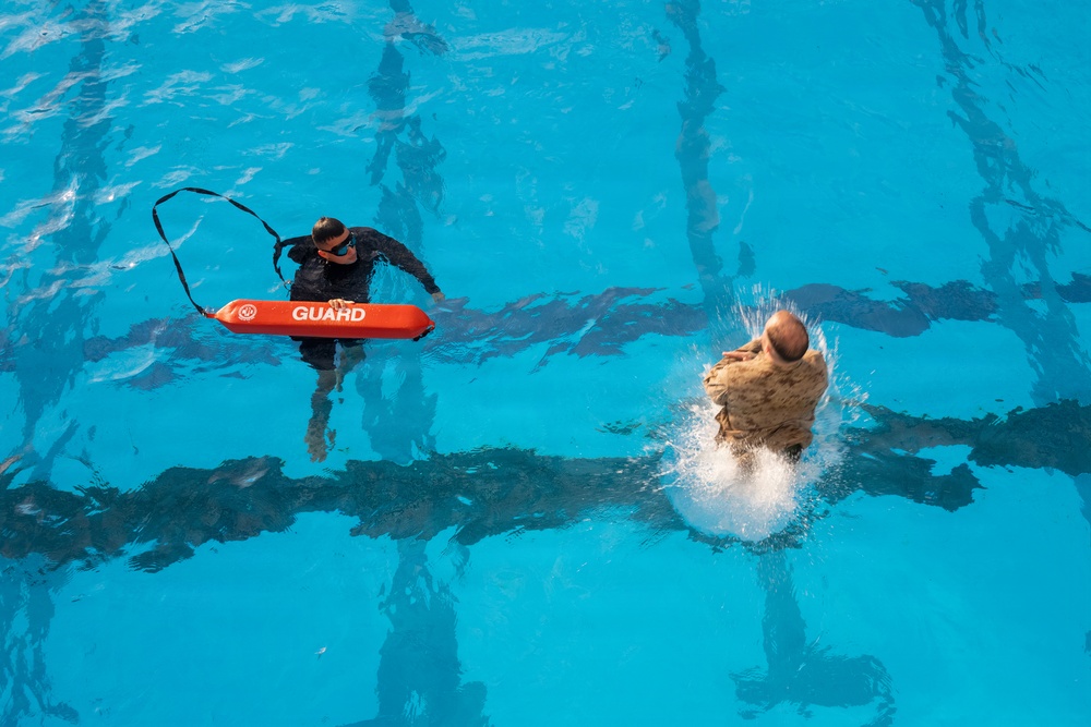 III MEF Marines hold water survival qualification