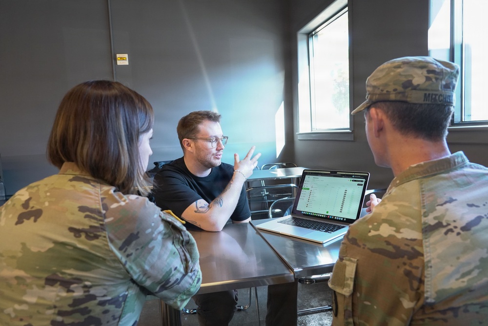 Goodbyte's technician showcases autonomous dining robot's programming at Market 19