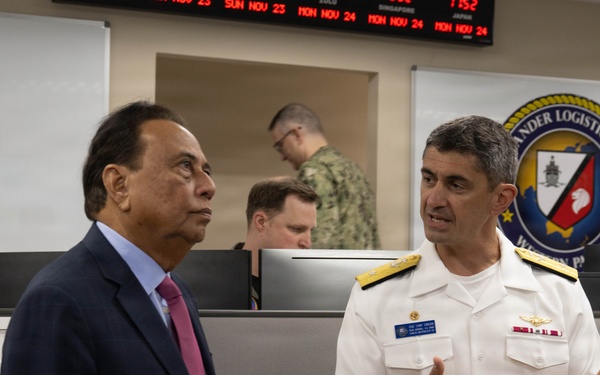 US AMBASSADOR TO SINGAPORE VISITS PSA SEMBAWANG