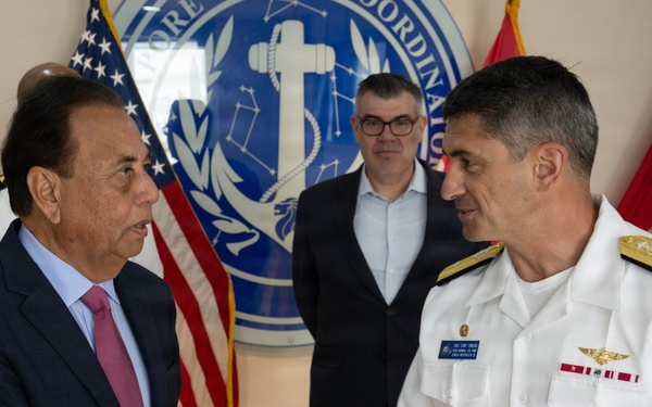 US AMBASSADOR TO SINGAPORE VISITS PSA SEMBAWANG