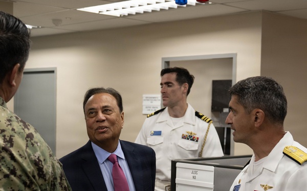 US AMBASSADOR TO SINGAPORE VISITS PSA SEMBAWANG