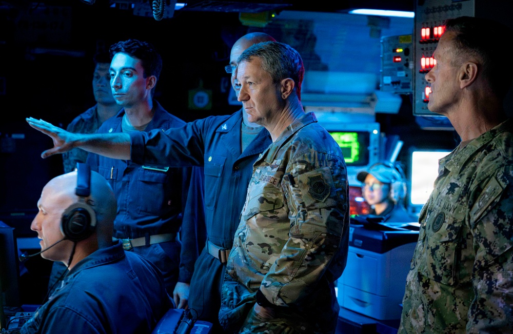 CJCS Tours USS Lake Erie