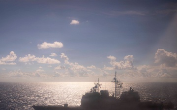 CJCS Tours USS Lake Erie