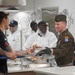 Senior leaders of 3rd CAB and 3rd ID serve Thanksgiving meal