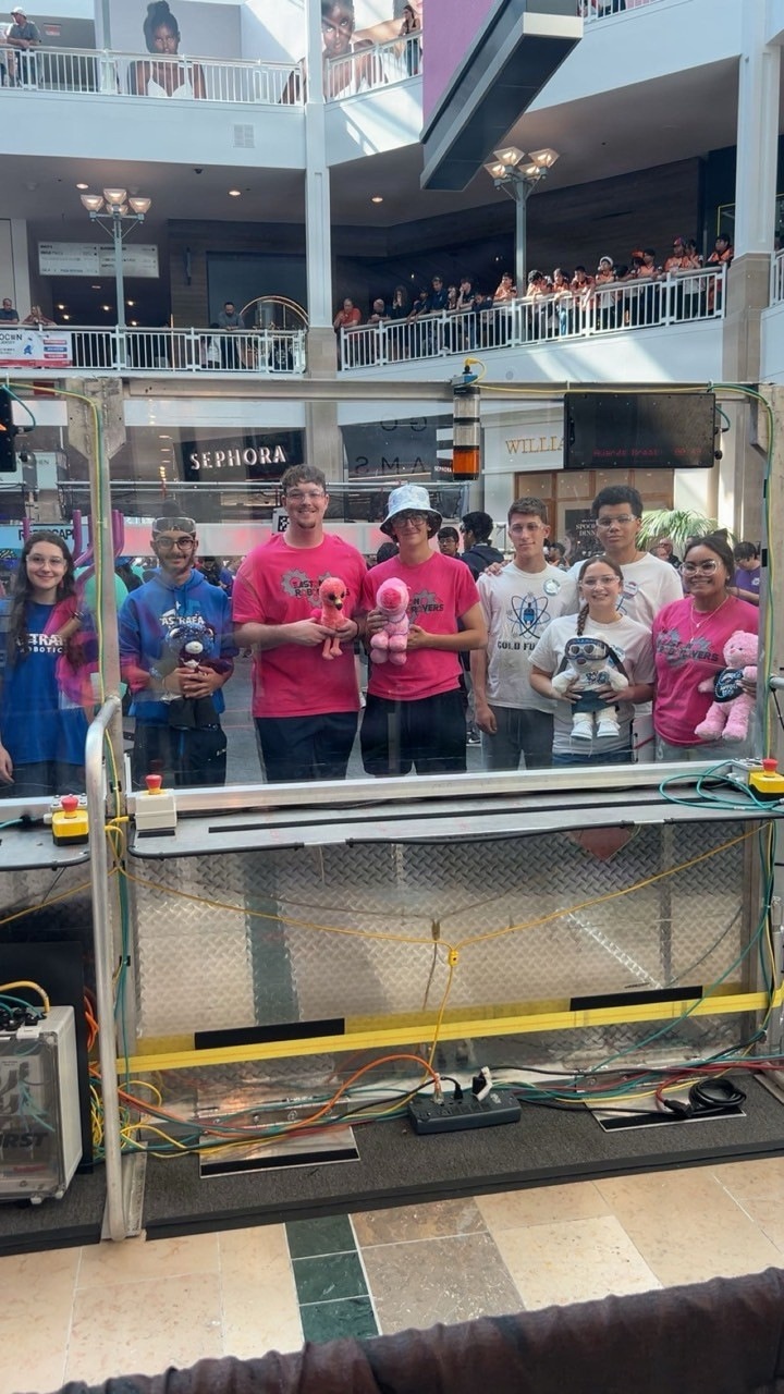 Army engineers champion future STEM talent at massive RoboCon event