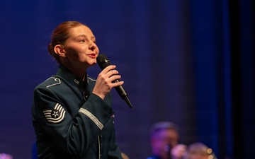 102nd Intelligence Wing commander hosts US Air Force Band in New Bedford